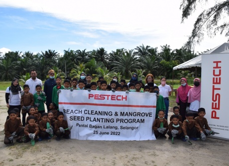 Beach Cleaning & Mangrove Seed Planting - 05